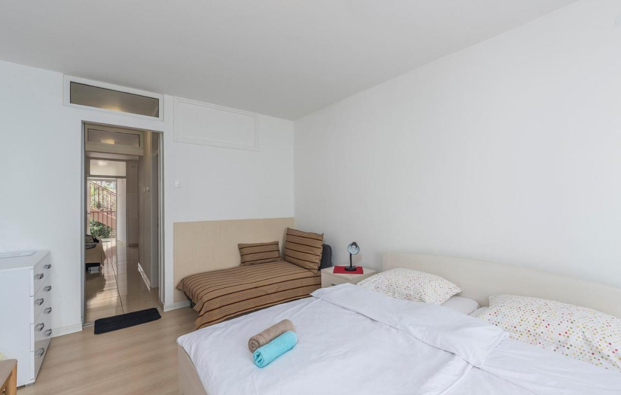 Peskera Apartments Tomicic 포레치 객실 사진
